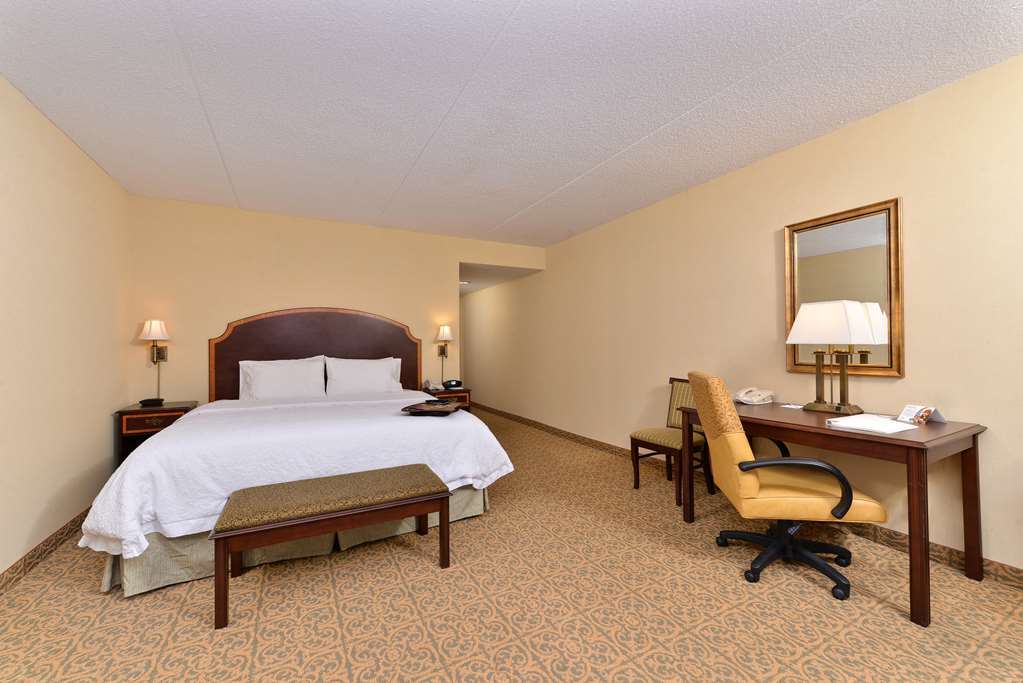 Hampton Inn Pikeville Room photo